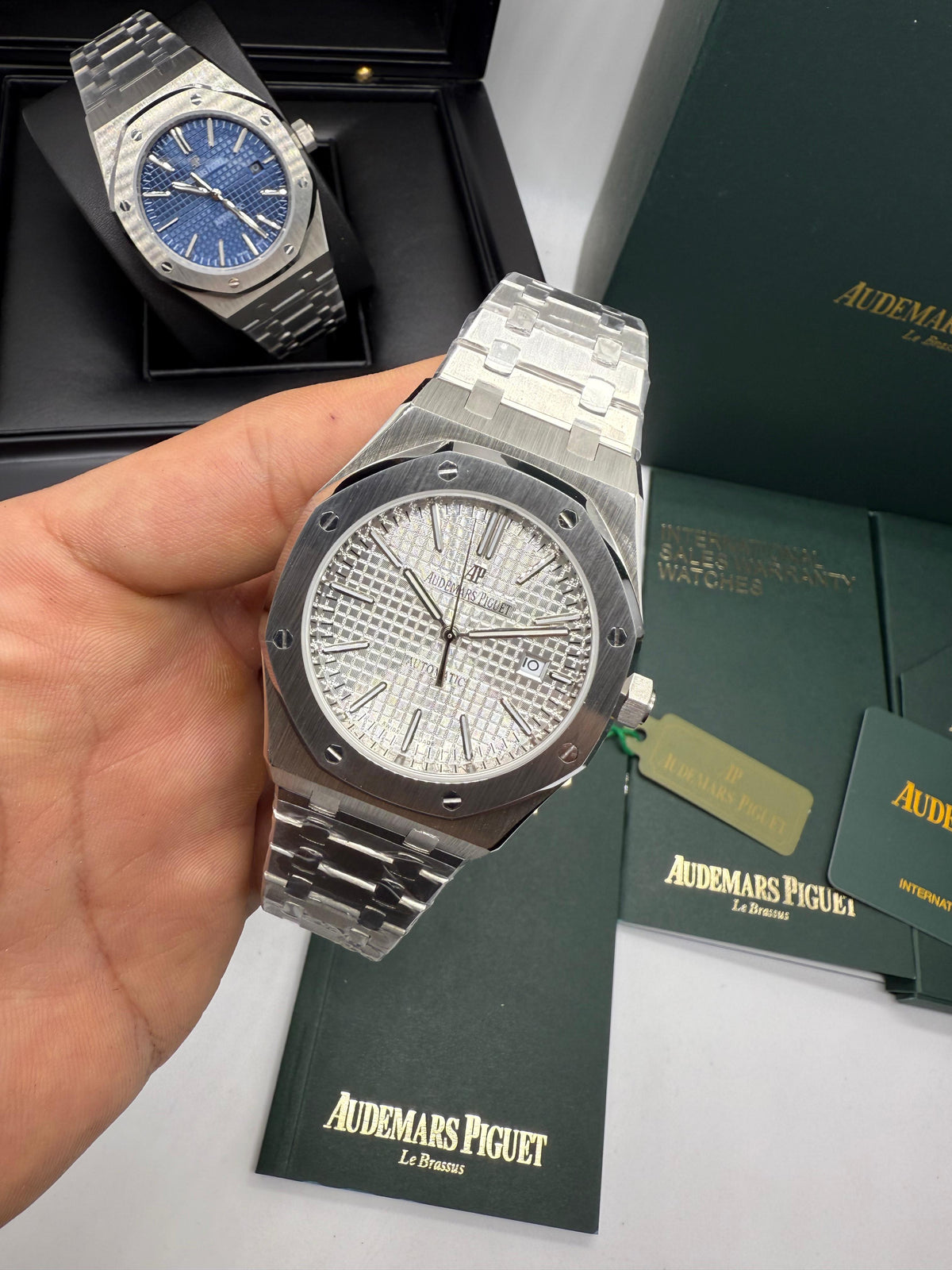 Audemars Piguet Royal Oak Super Clone 1:1 - Base ETA Premium